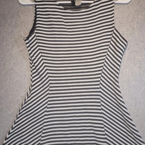 H&M DIVIDED Women's NWOT Sleeveless Blue & White Stretch Flare Dress ~ 12 - Picture 2 of 5
